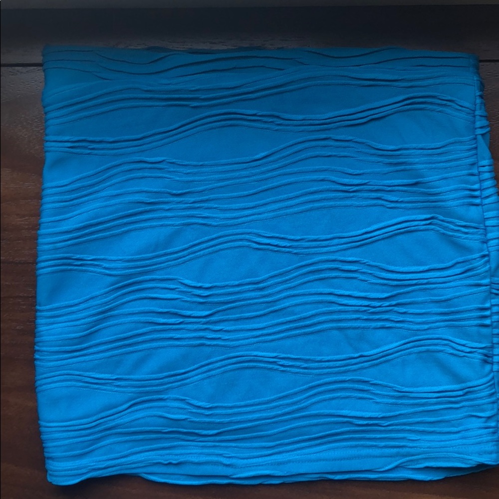 Blue skirt with texture